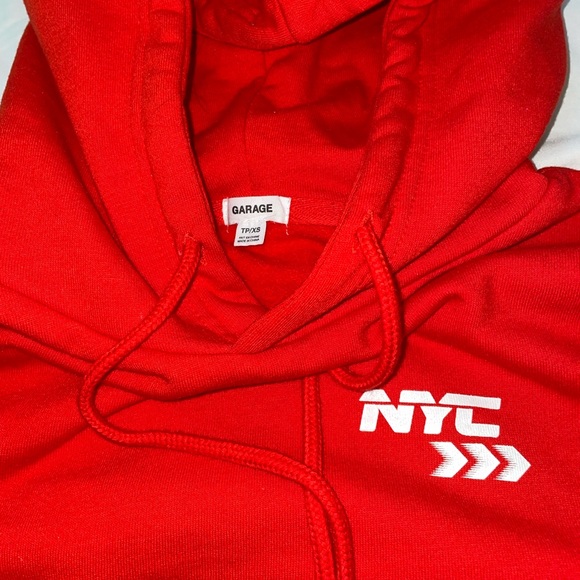 Women’s Size XS NYC Sweatshirt by Garage. Fit is oversized, great casual look! - Picture 2 of 2